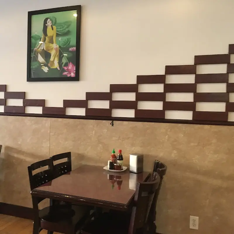 Pho Vinh Long