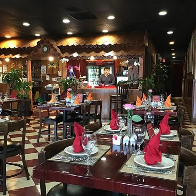 Bounxou Thai Restaurant