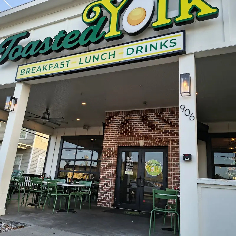 The Toasted Yolk Cafe