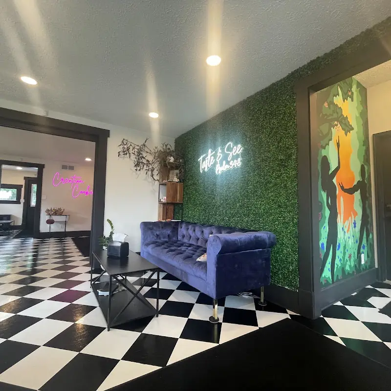 Creation Cafe - Coffee and Bakery