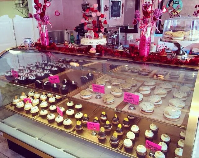 Sweet Mia's Gourmet Cupcakes