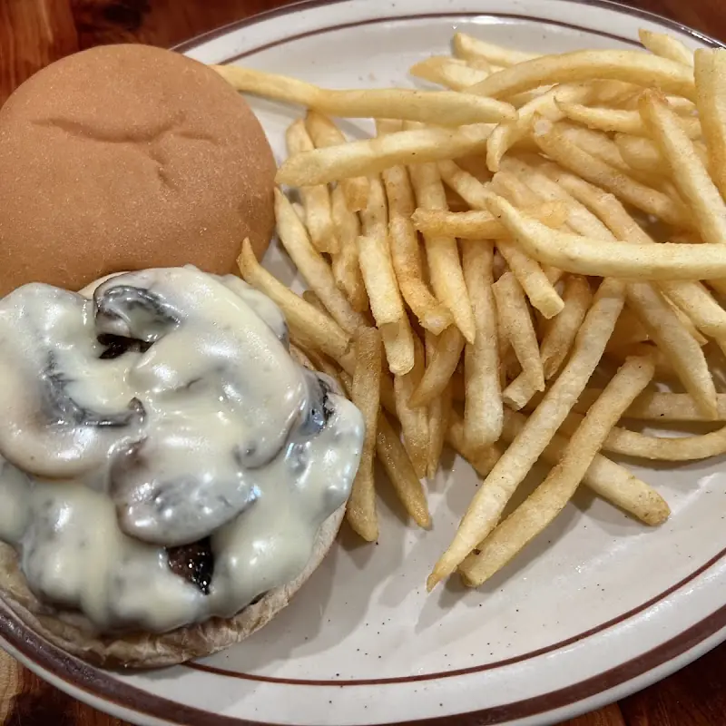 Momma’s Magic Kitchen & Bakery