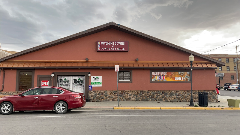 Town Bar & Grill