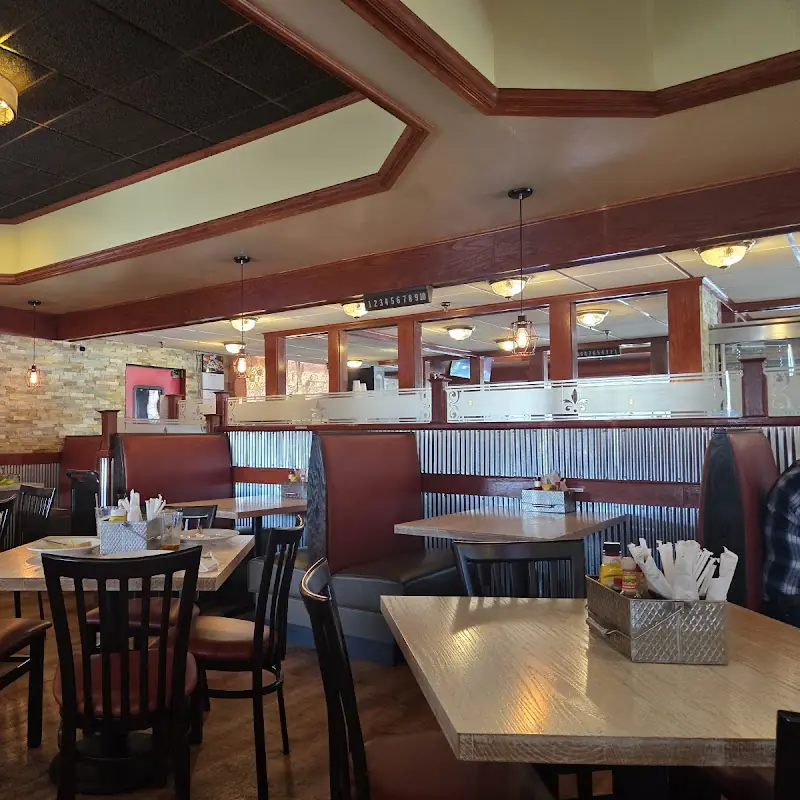 Creston Family Restaurant