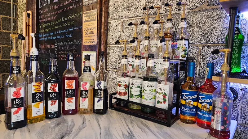 Liquid Courage Sports Bar & Grill