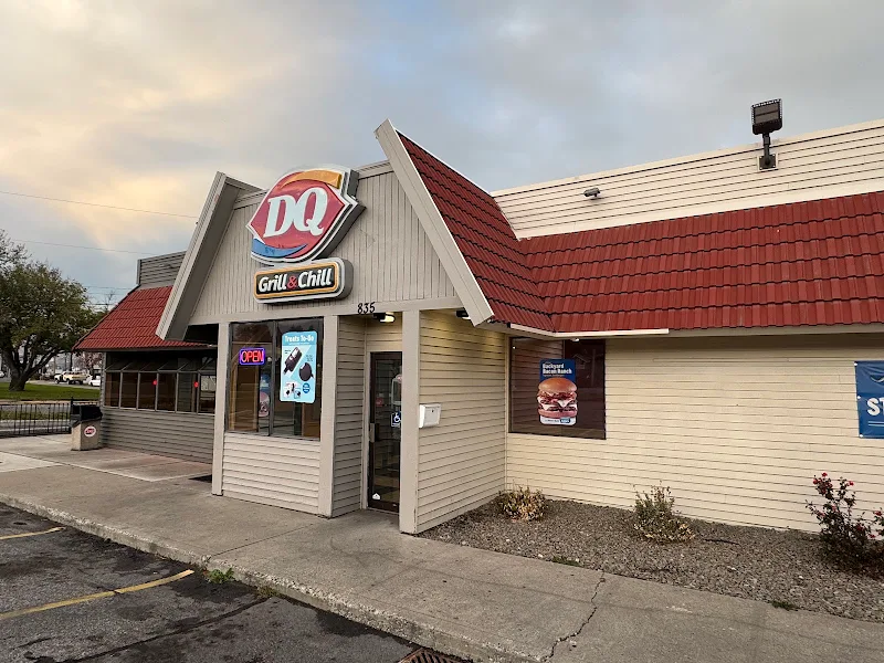 Dairy Queen Grill & Chill