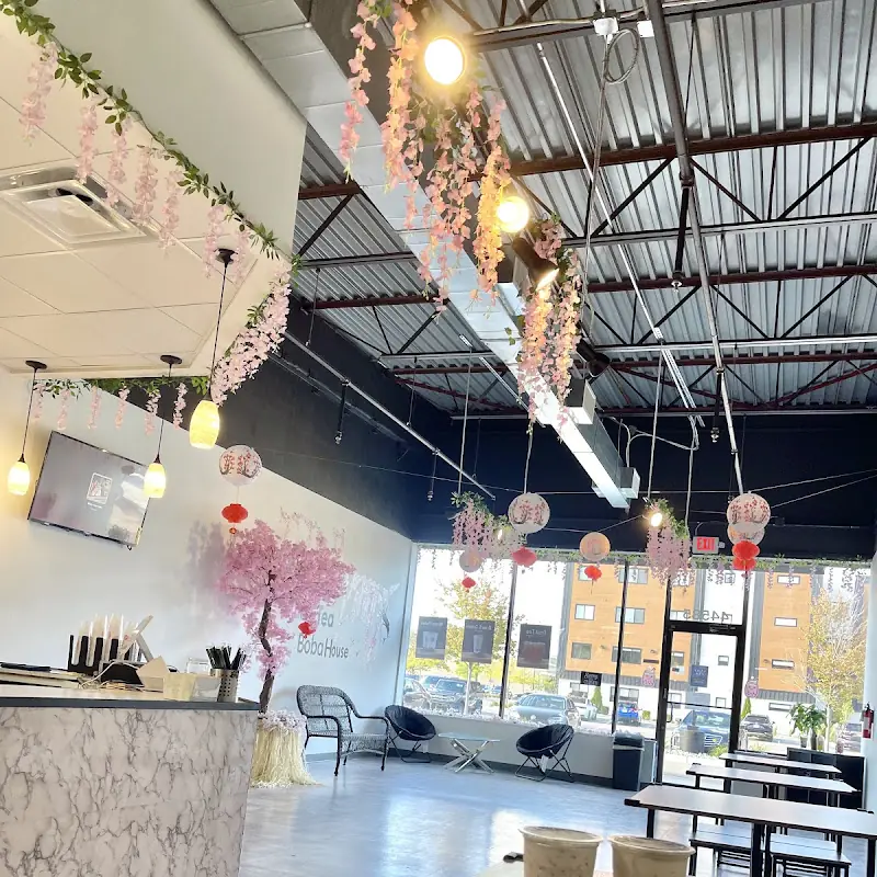 Lucky Tea Boba House