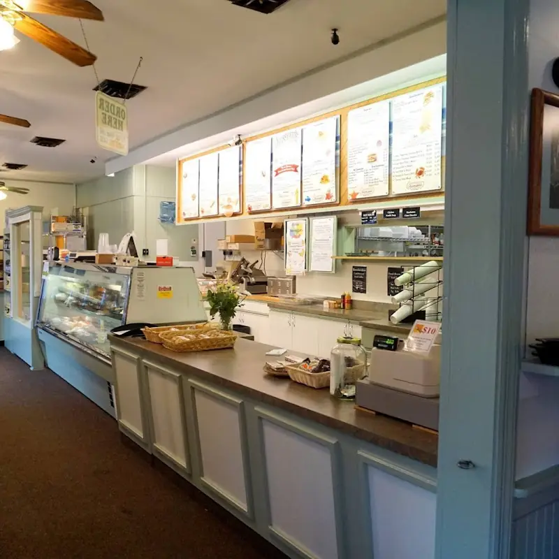 Grossman's Deli & Grill