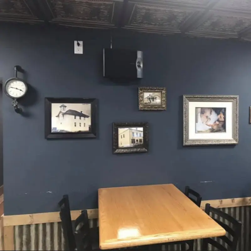 Barney Pub & Eatery