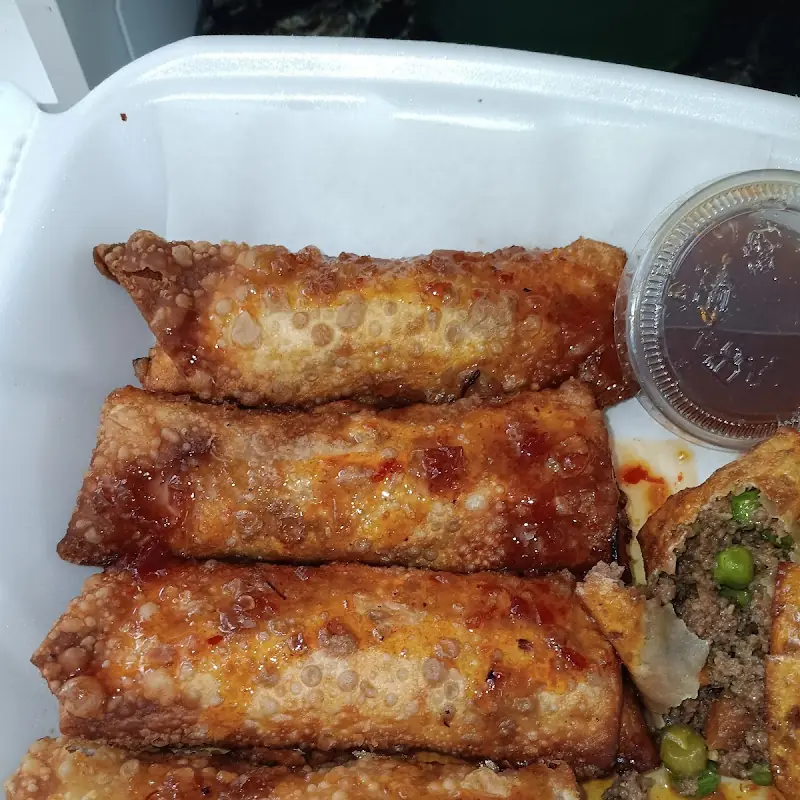 CAUC-ASIAN DINER