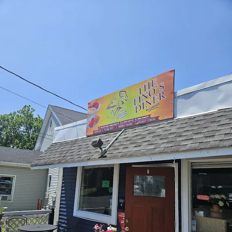 The fino's breakfast and pizza