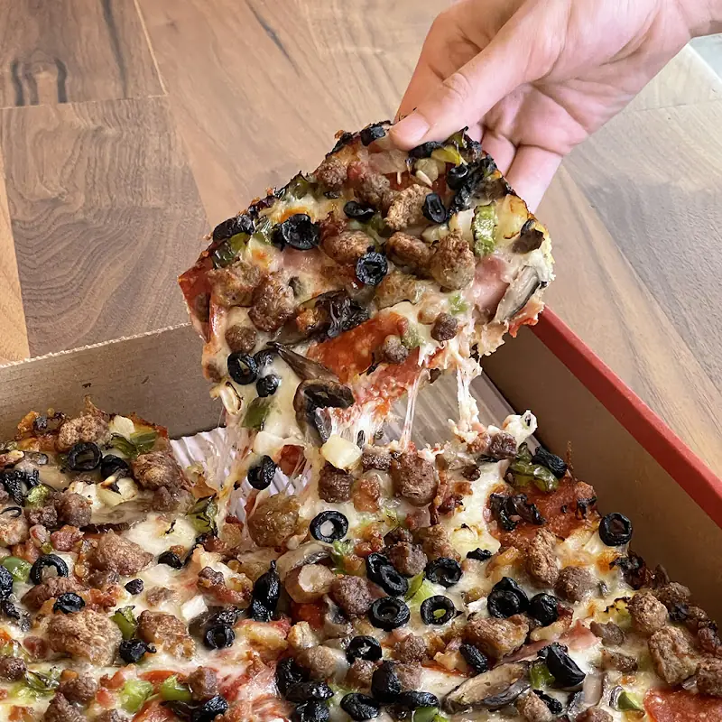 Jet's Pizza