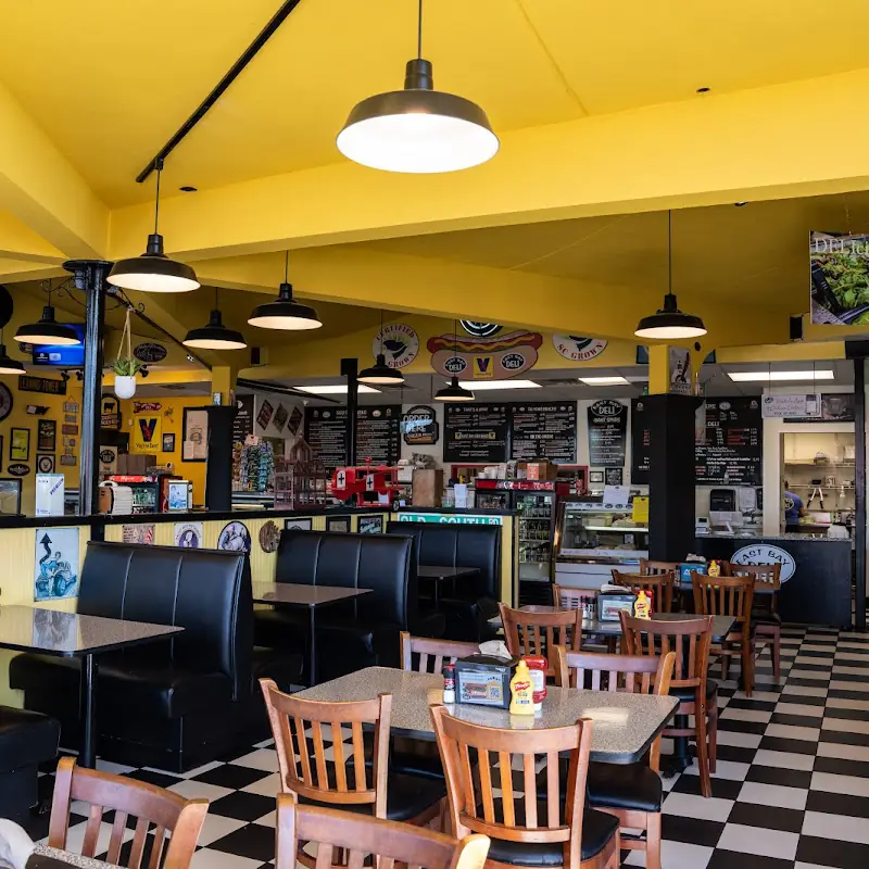 East Bay Deli - West Ashley
