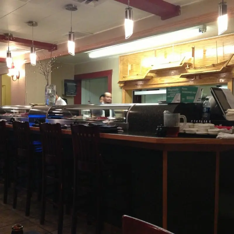 Blue Moon Asian Cuisine & Sushi Bar