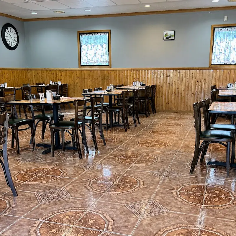 Clara's North 65 Cafe