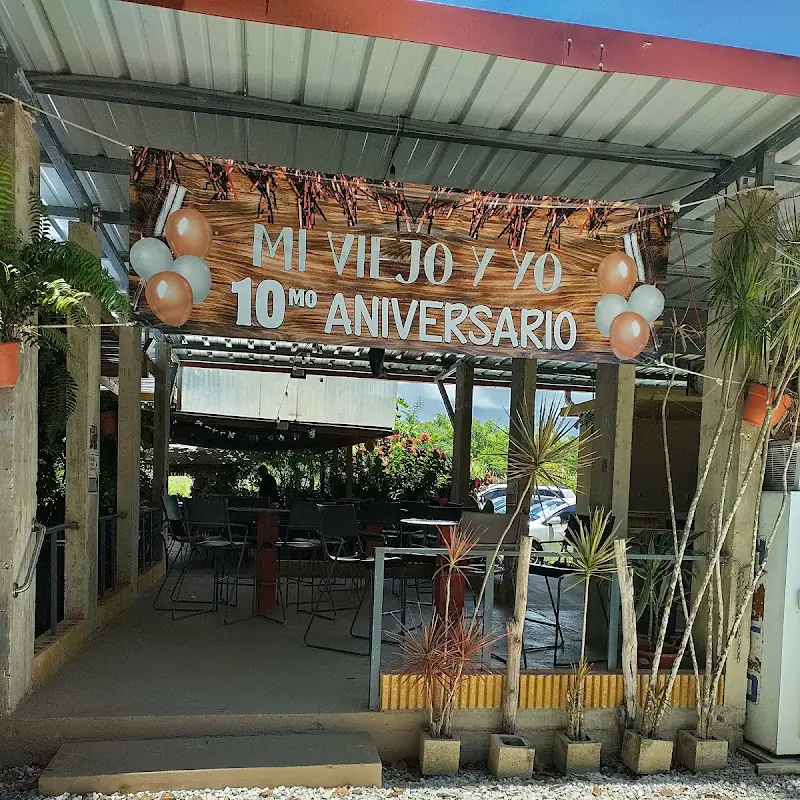 Mi Viejo Y Yo