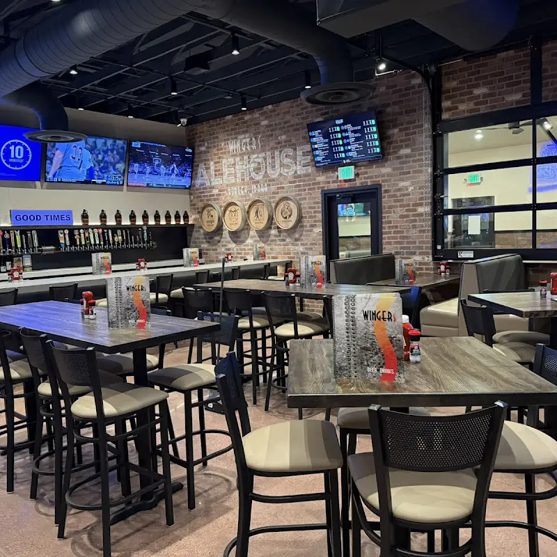 WINGERS Restaurant & Alehouse