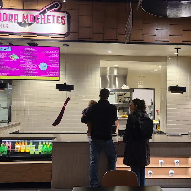 Señora Machetes Mexican Grill