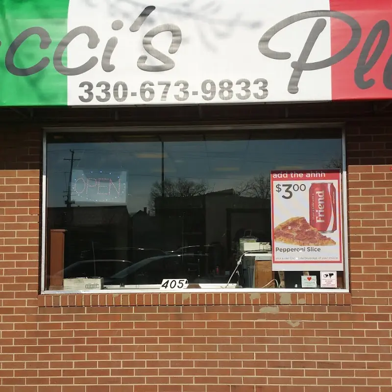 Lucci's Place