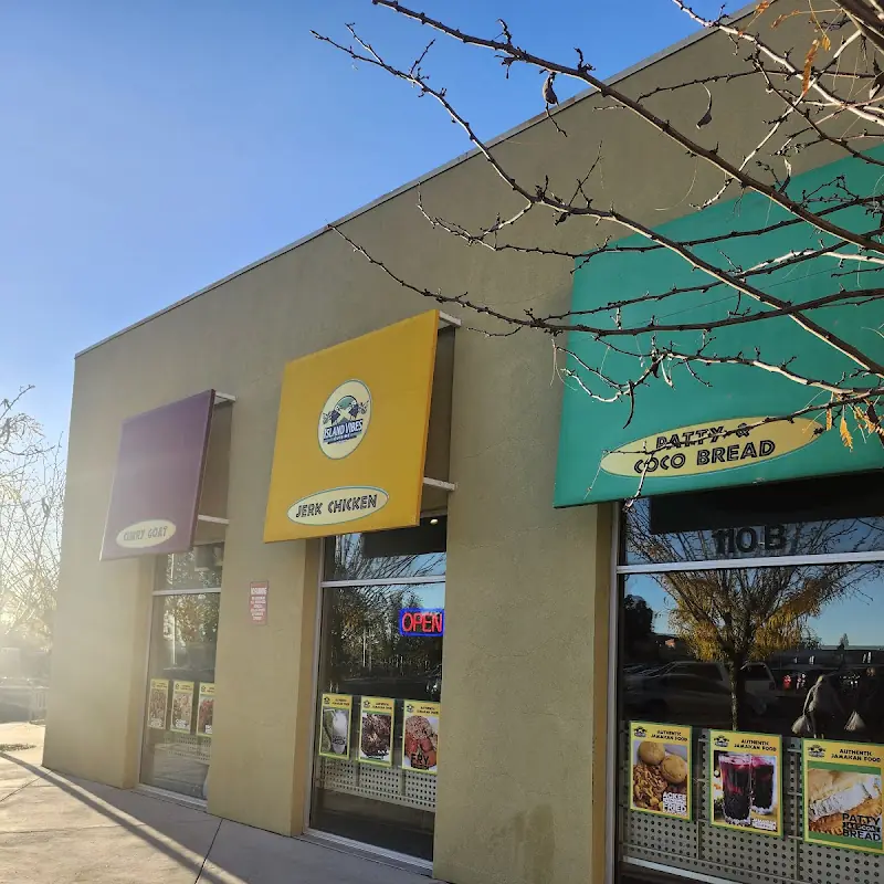 Island Vibes Cuisine