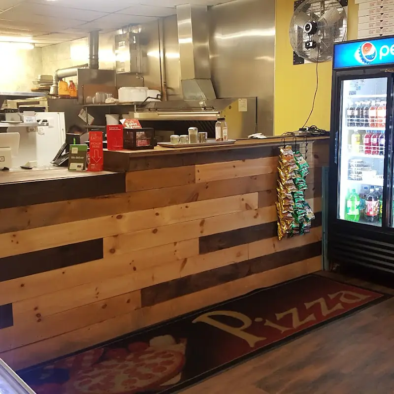 Lagos Island Pizza & Grille- Upper Darby