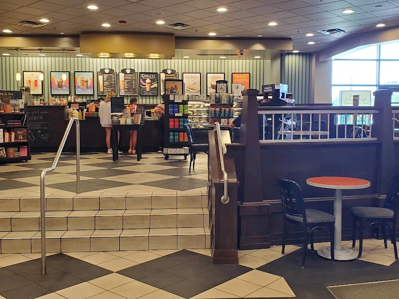 Barnes and Noble Café