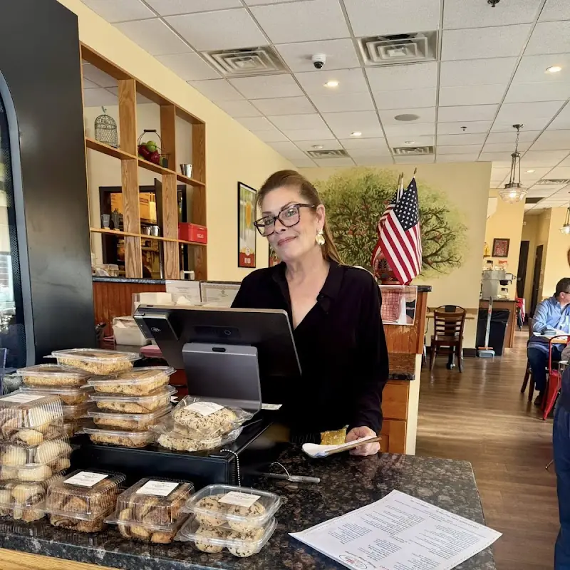 Apple Walnut Café