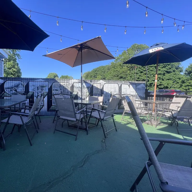 Riverton Station Pizza, Bar & Grill