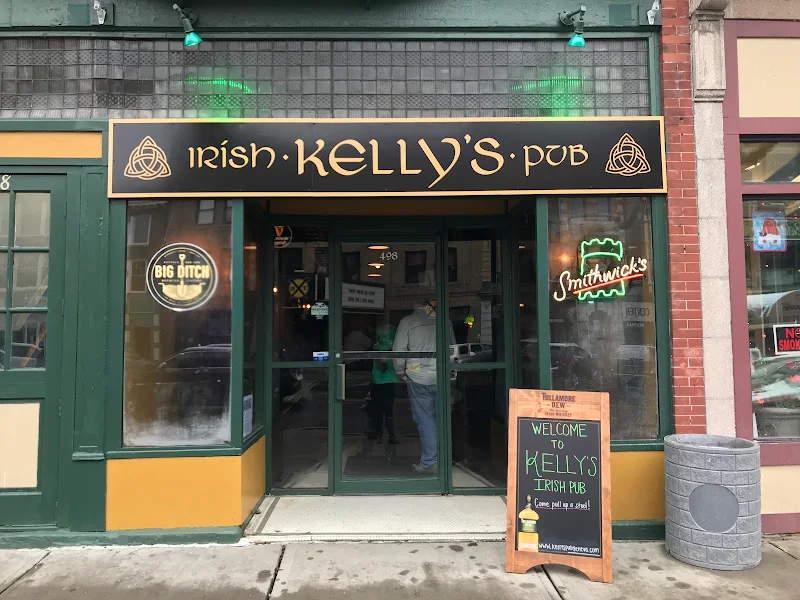 Kelly's Irish Pub