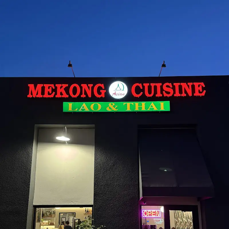 Yum Woon Sen (Ground Chicken)