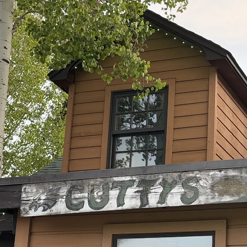 Cutty's Bar & Grill