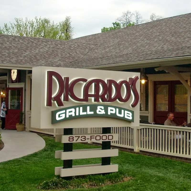 Ricardo's Grill & Pub