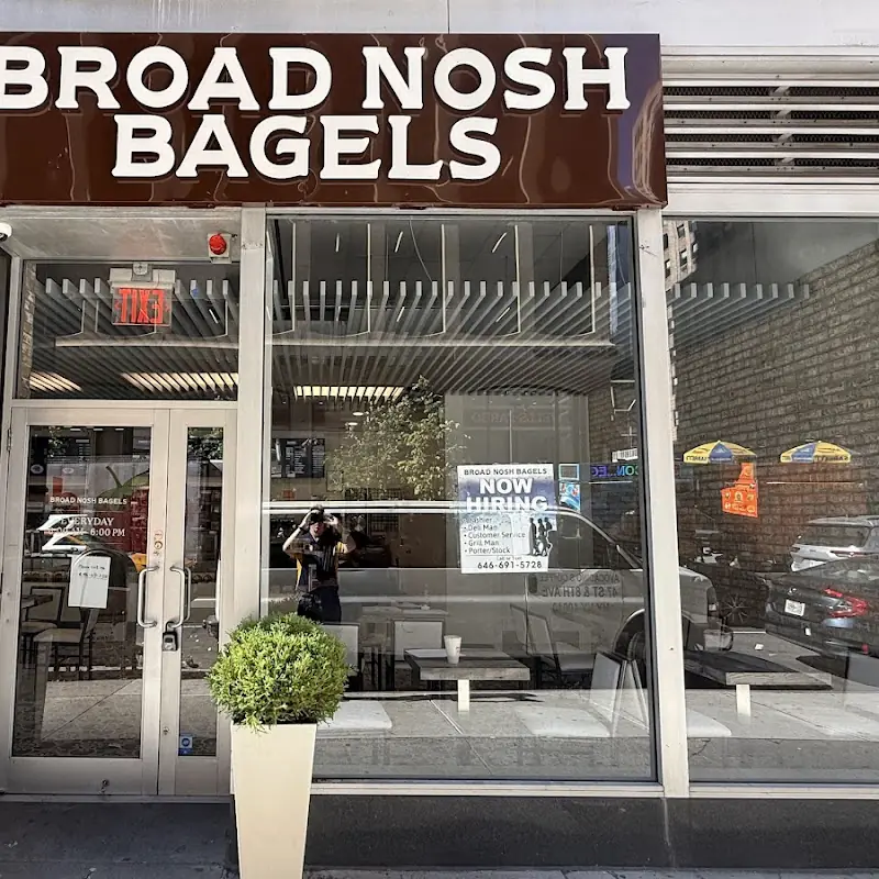 Broad Nosh Bagels & Catering 49th St
