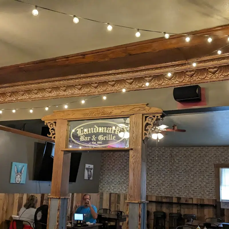 Landmark Bar & Grill