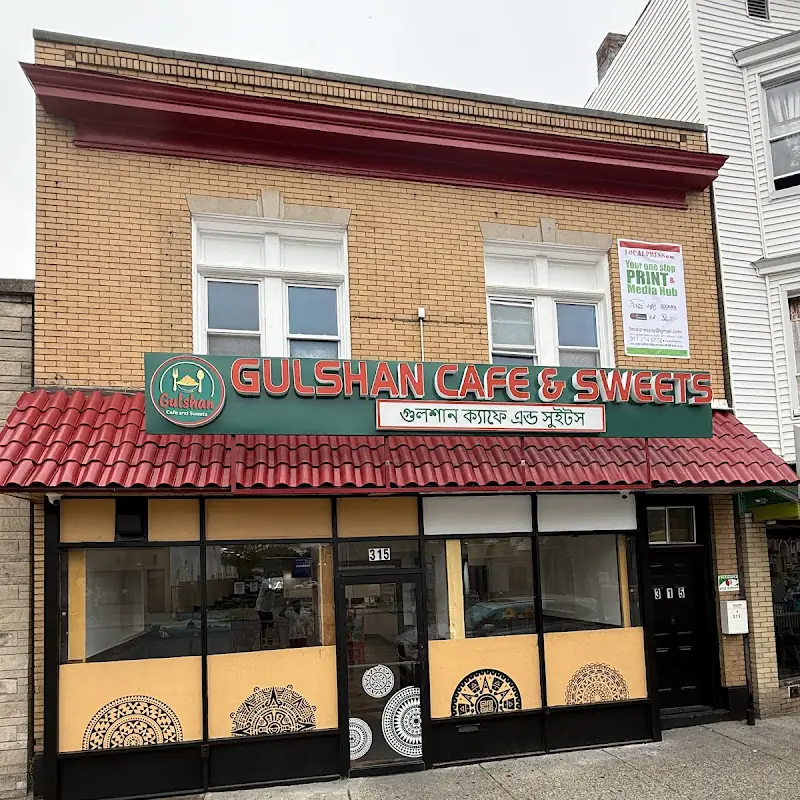 Gulshan Cafe and Sweets