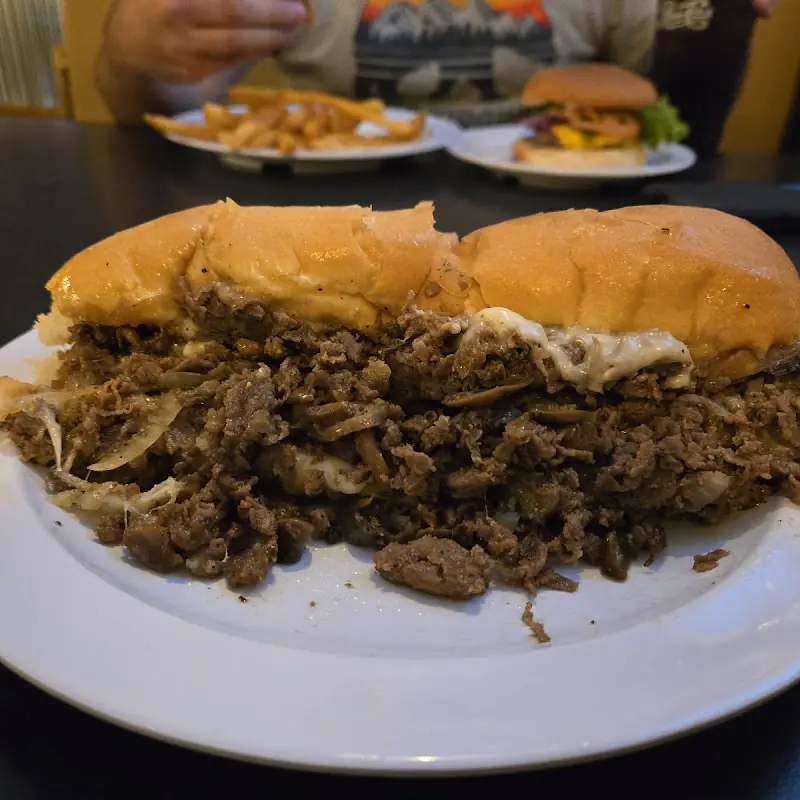 Taylor-Made Restaurant & Bar