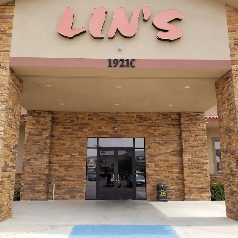 Lin's Grand Buffet