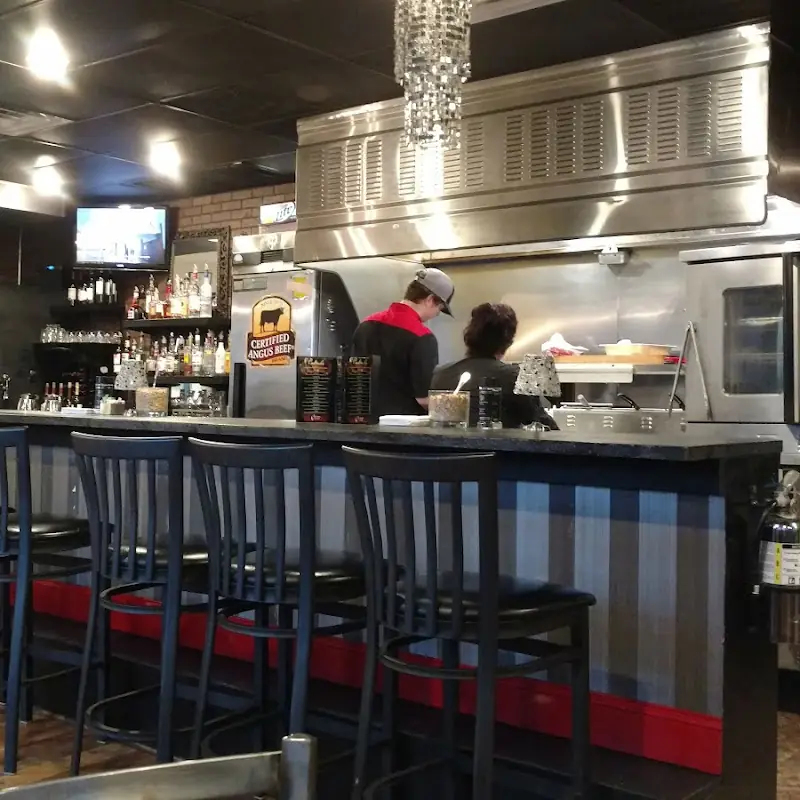 Carl & 'Chelle's Grill Room