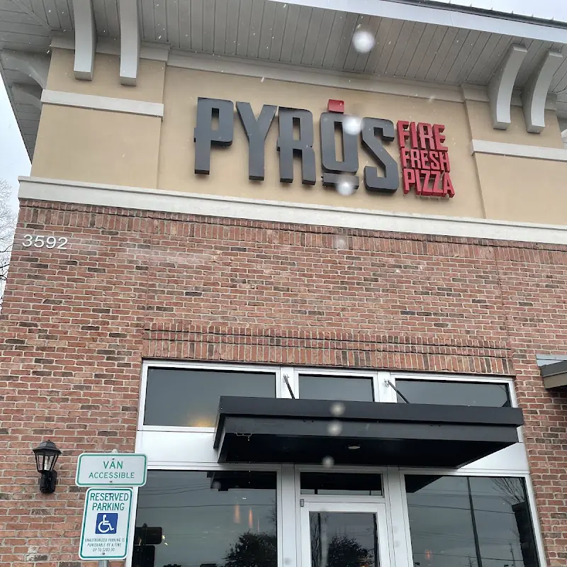 PYRO'S Fire Fresh Pizza