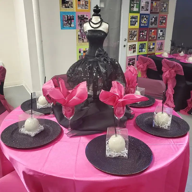 Chocolate dipped Oreos