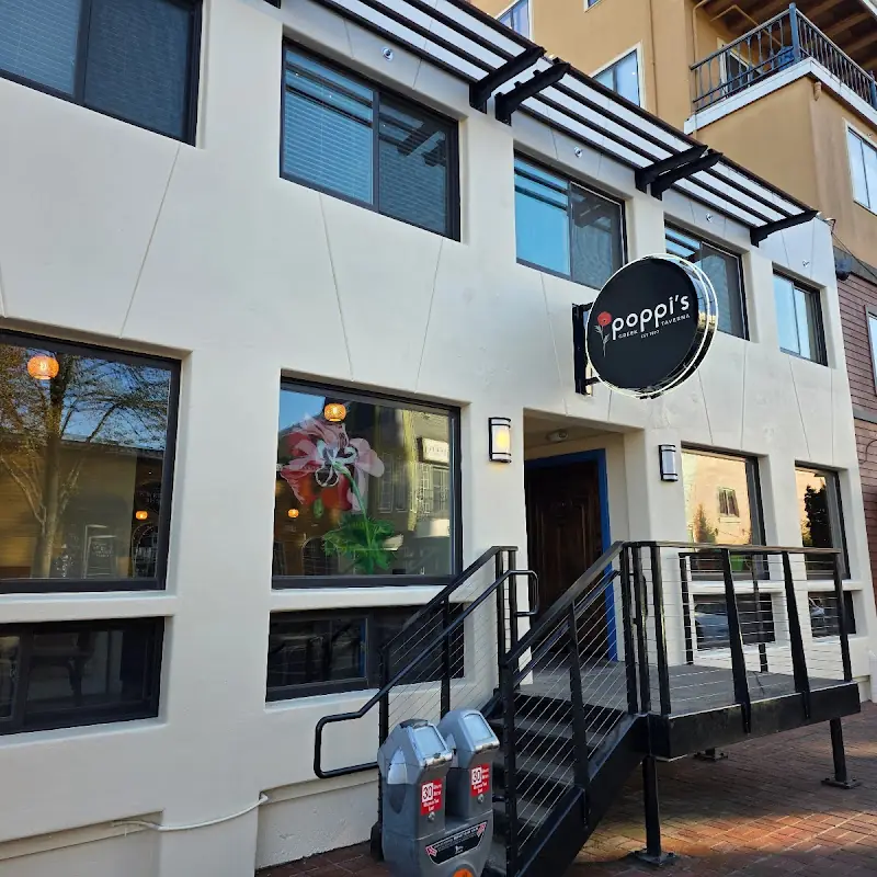 Poppi's Greek Taverna