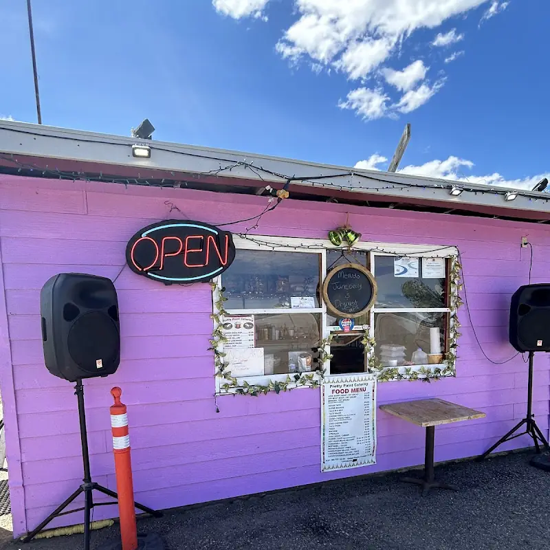 Pretty Paint Catering