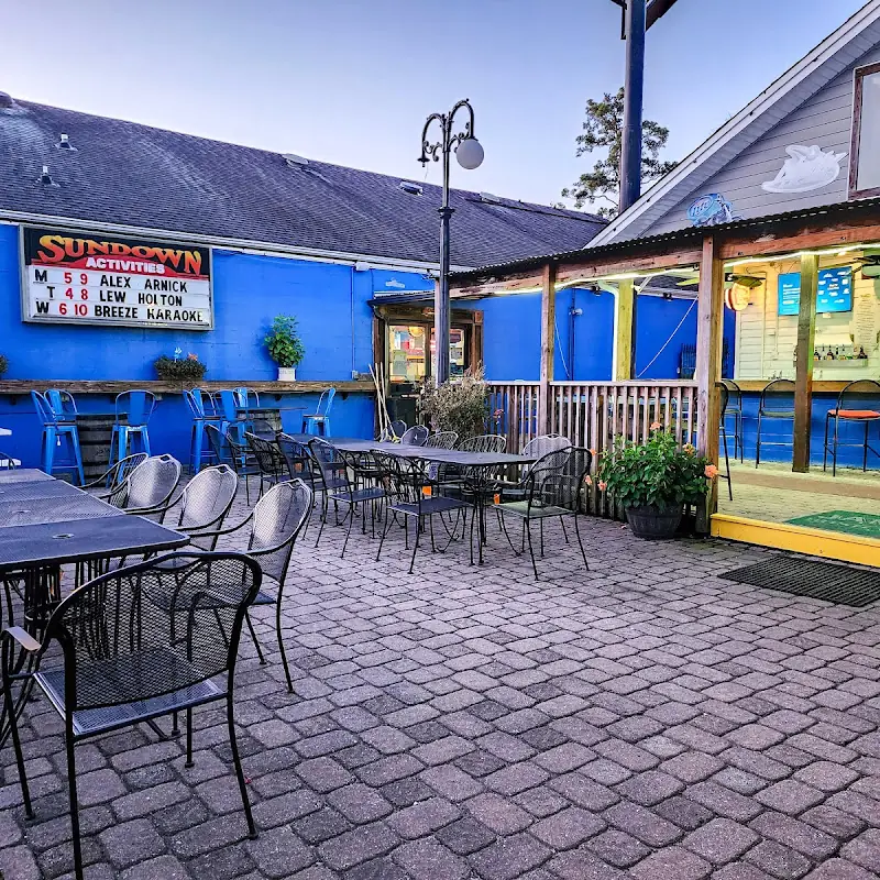 Sundown Restaurant and Sports Pub