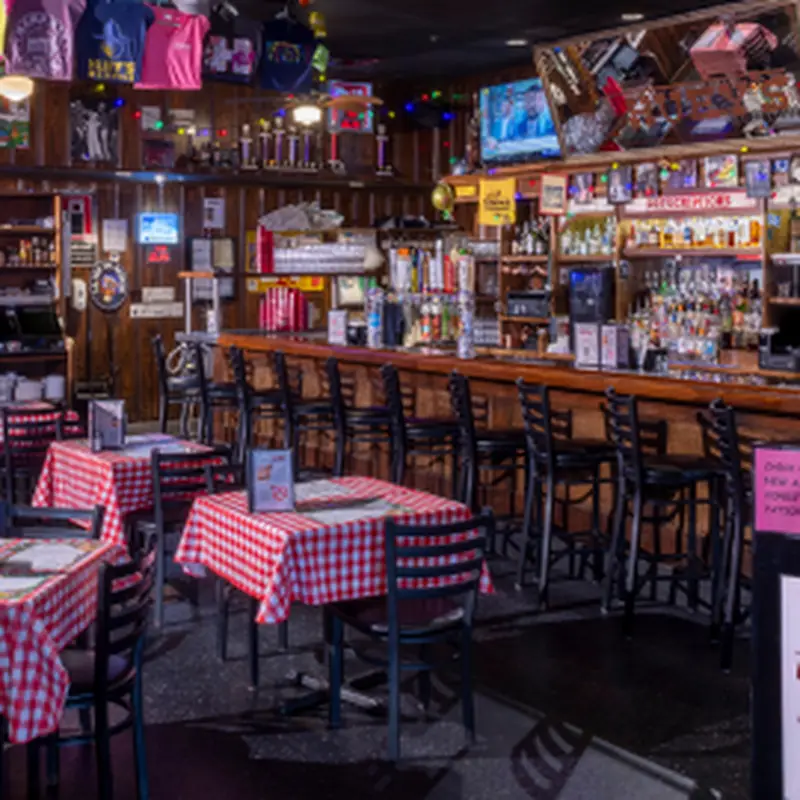 Huey's Millington