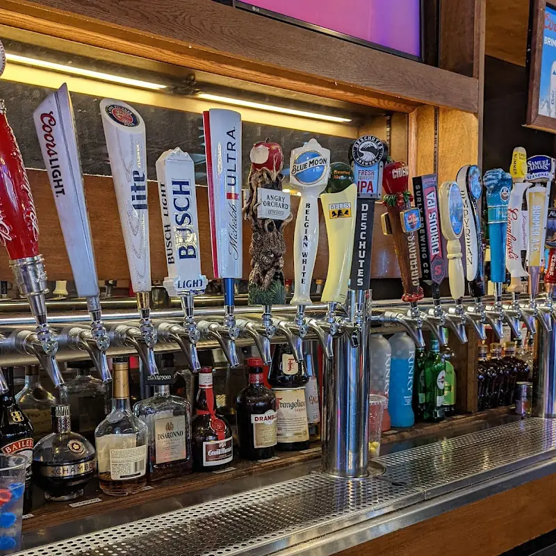 Woody's Bar and Grill