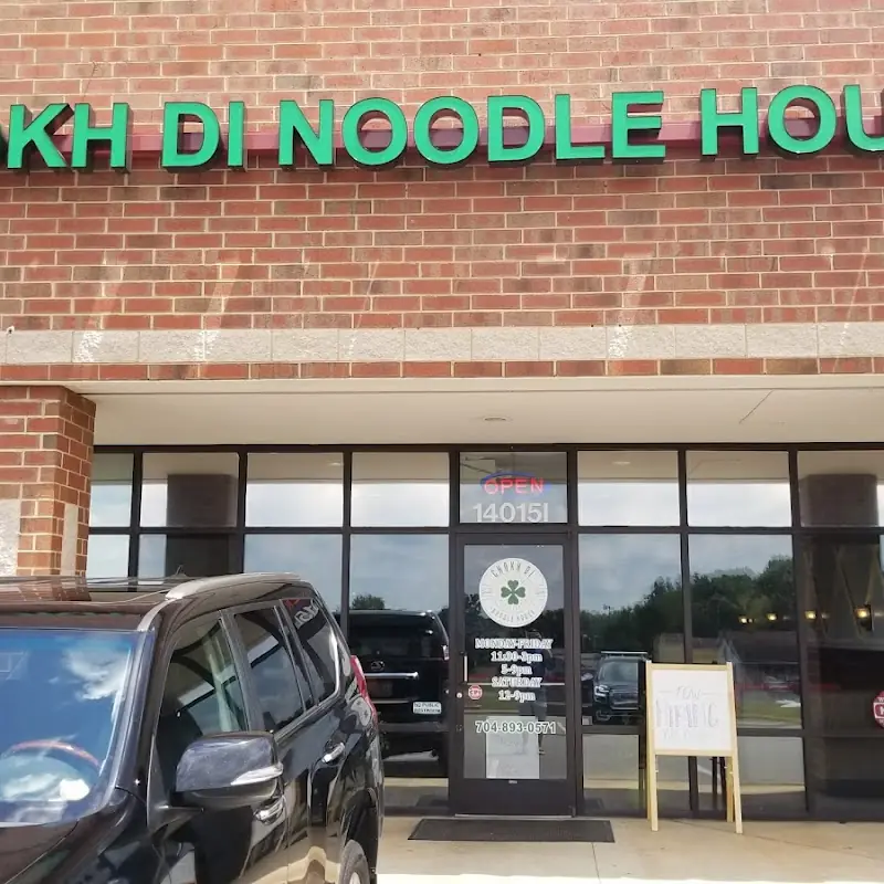 Chokh Di Noodle House