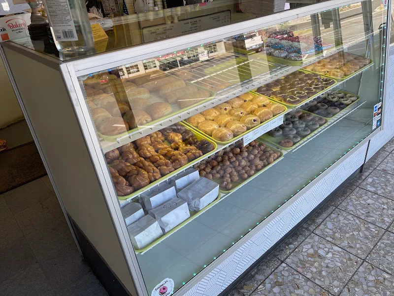 Daylight Donuts