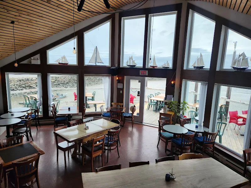 La Marina Resto Bar