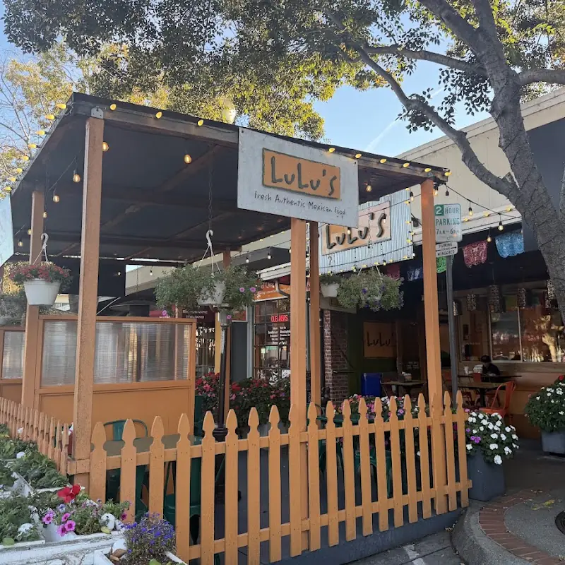 LuLu's on Laurel Street