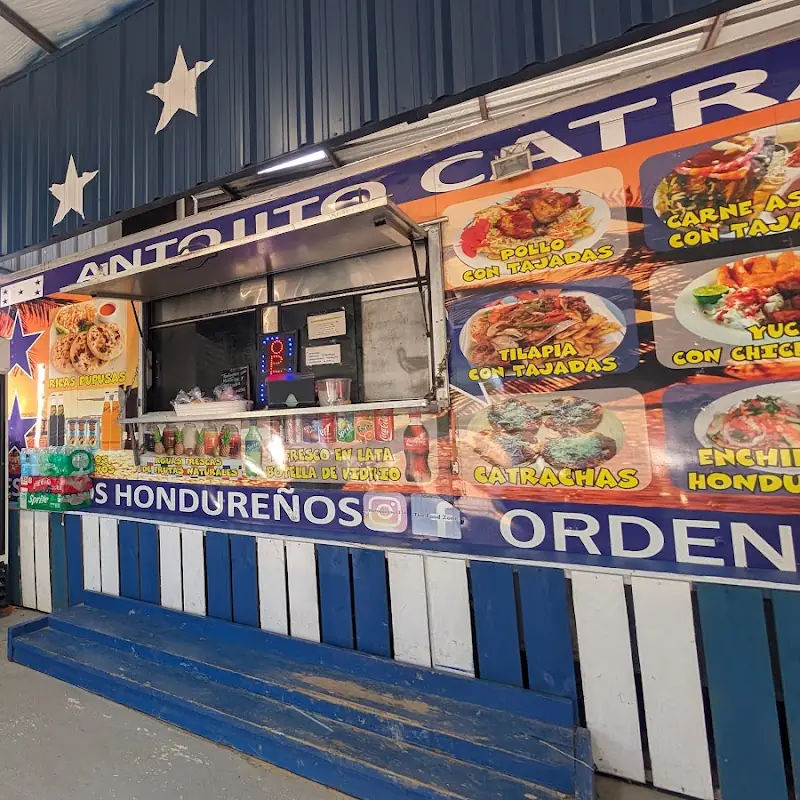 Carne Molida con Tajadas